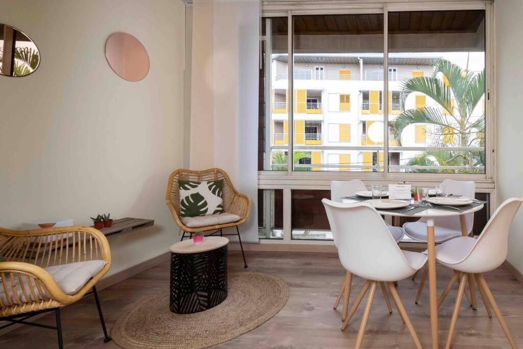 Apartament Ecrin D'Or T2 Duplex Sainte Clotilde 2 Etoiles Zewnętrze zdjęcie